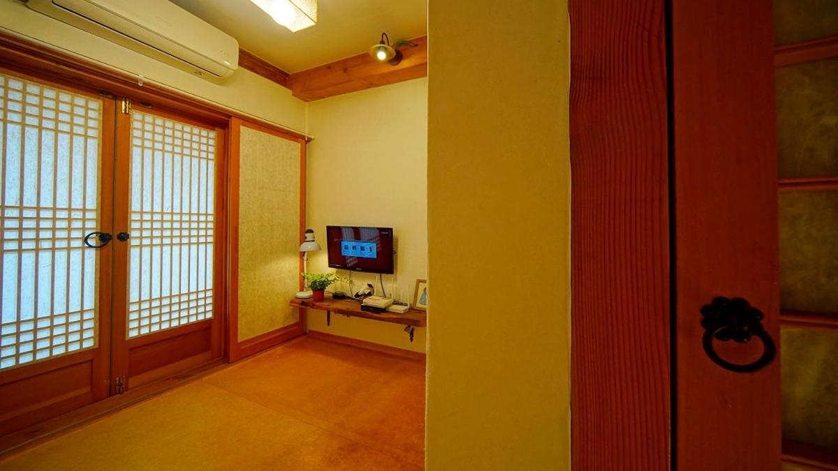 Jeonju Hanok Midam Exterior photo